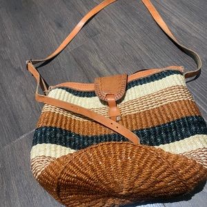 Straw hand made women’s bag from Uganda